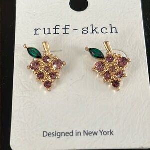 Ruff-skch grape cluster earrings new on card